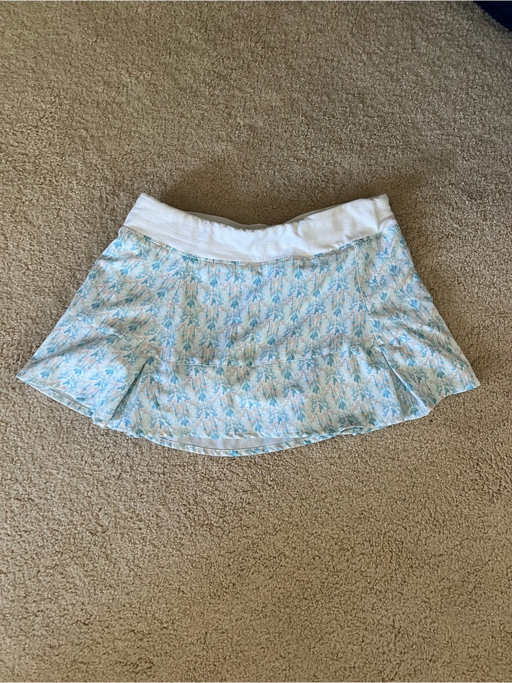 NWOT Tasc skots